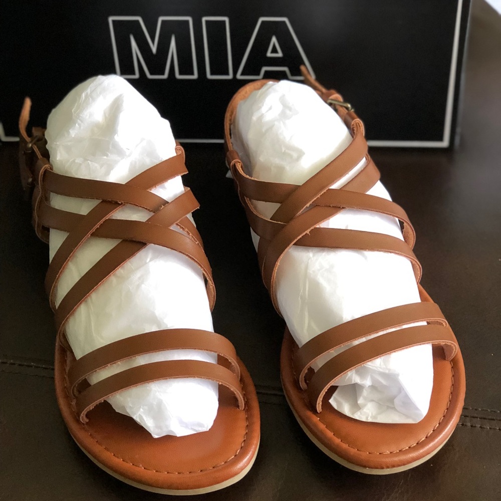 MIA “Thunder” sandals